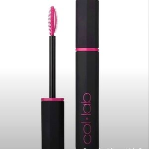 COL-LAB The Works Wow Effect Mascara Extreme Black Waterproof NEW PC